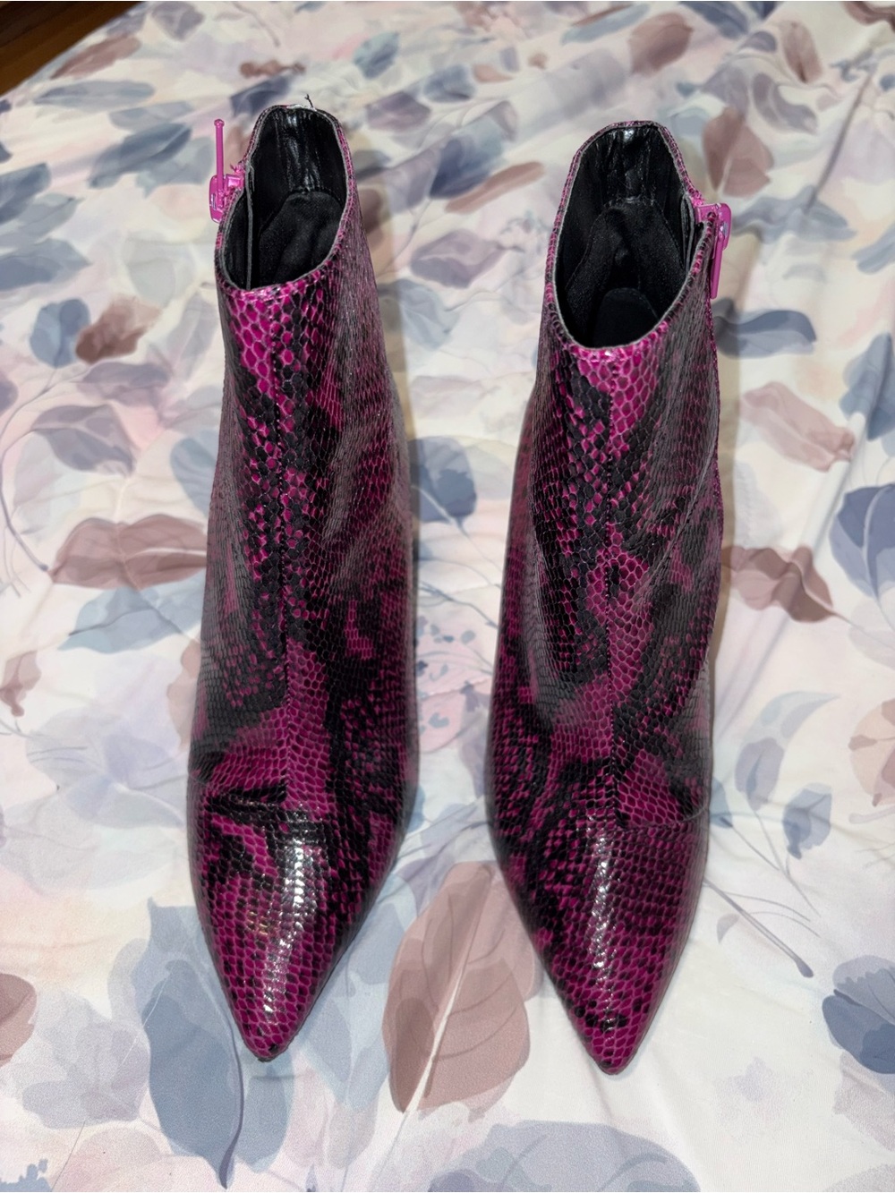 Thalia Sodi Fuchsia Snake-Print Pointed Ankle Boots